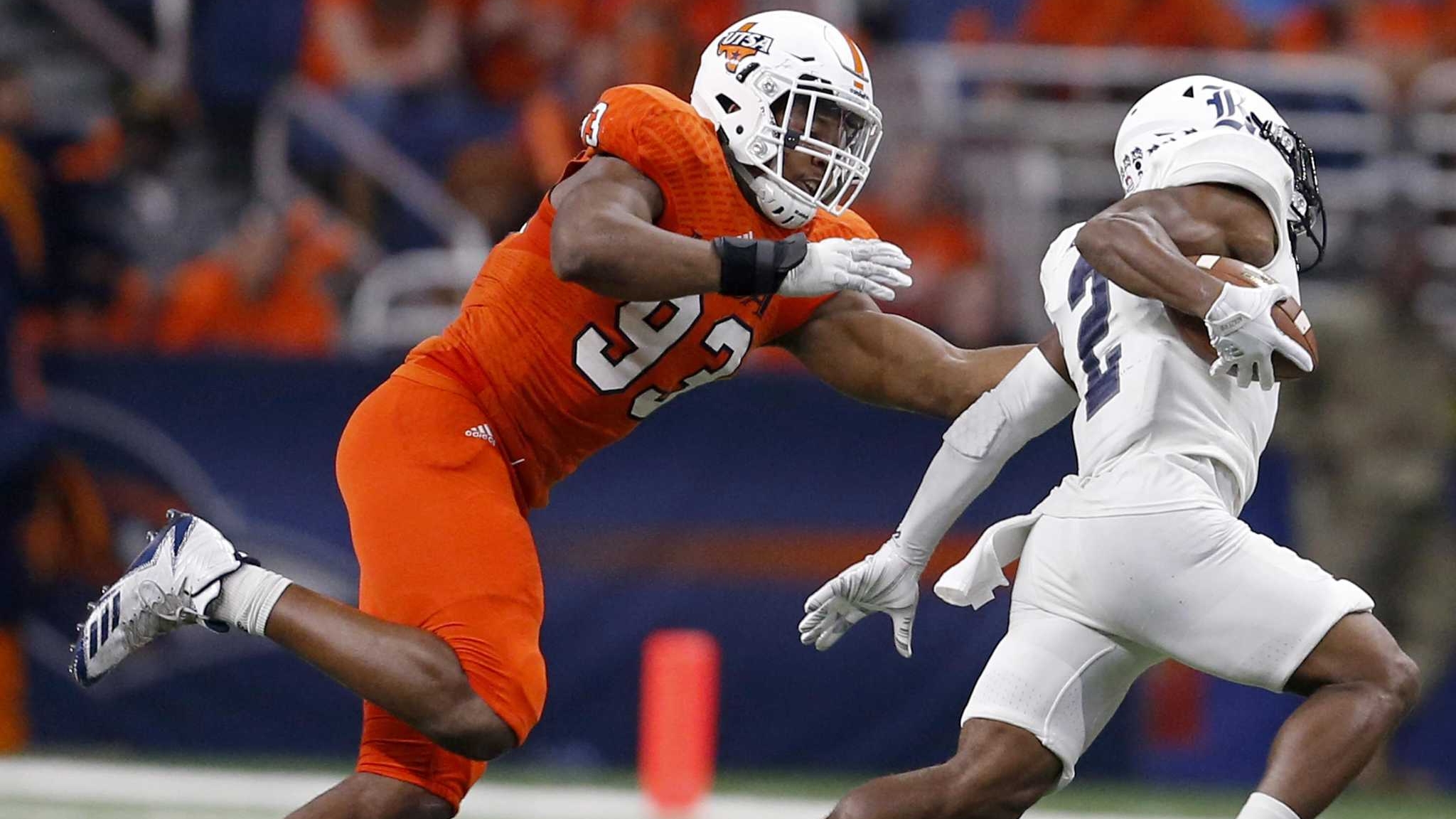 Photo Credit: Edward A. Ornelas, Staff / San Antonio Express-News